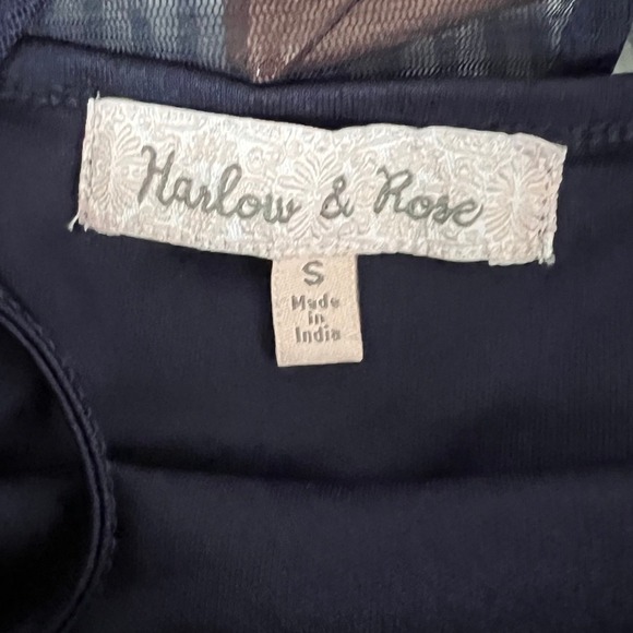 Harlow Rose Embroidered Mesh Top Bell Sleeve Blouse Semi Sheer Navy Size S - Picture 4 of 5